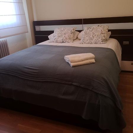 Apartamento Escultor Moreto - Parking Gratis Zaragoza Exteriör bild